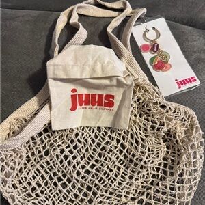 Juus Cream Mesh Tote Bag w Keychain